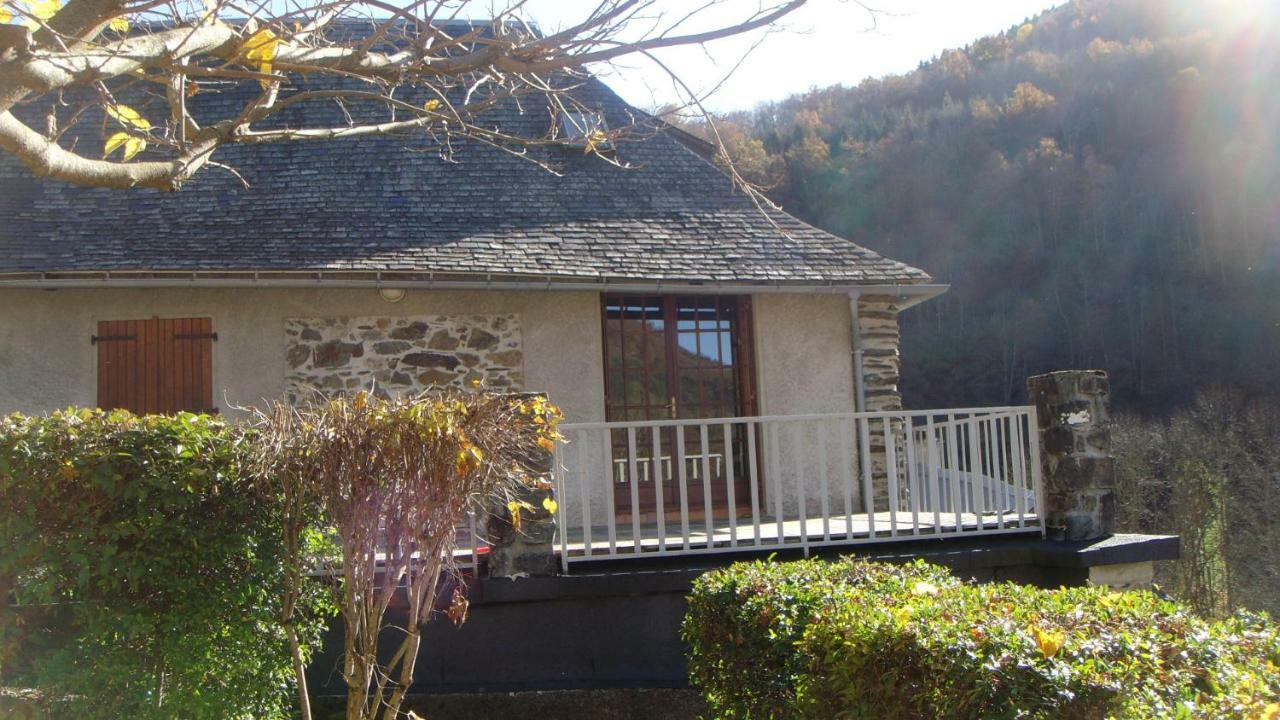 Gite Familial Fouga Bareilles Exteriér fotografie
