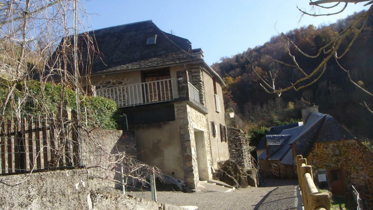 Gite Familial Fouga Bareilles Exteriér fotografie