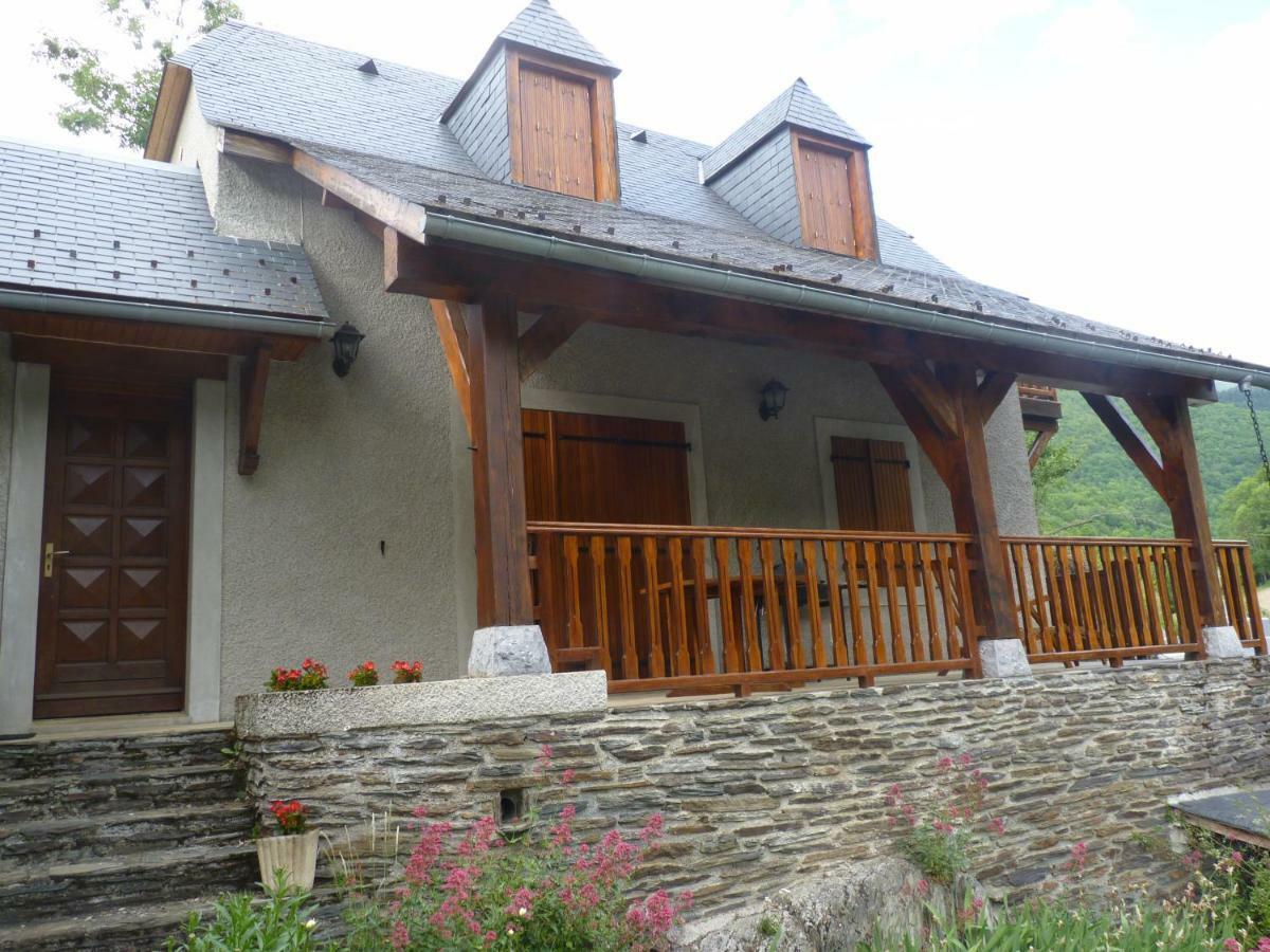 Gite Familial Fouga Bareilles Exteriér fotografie
